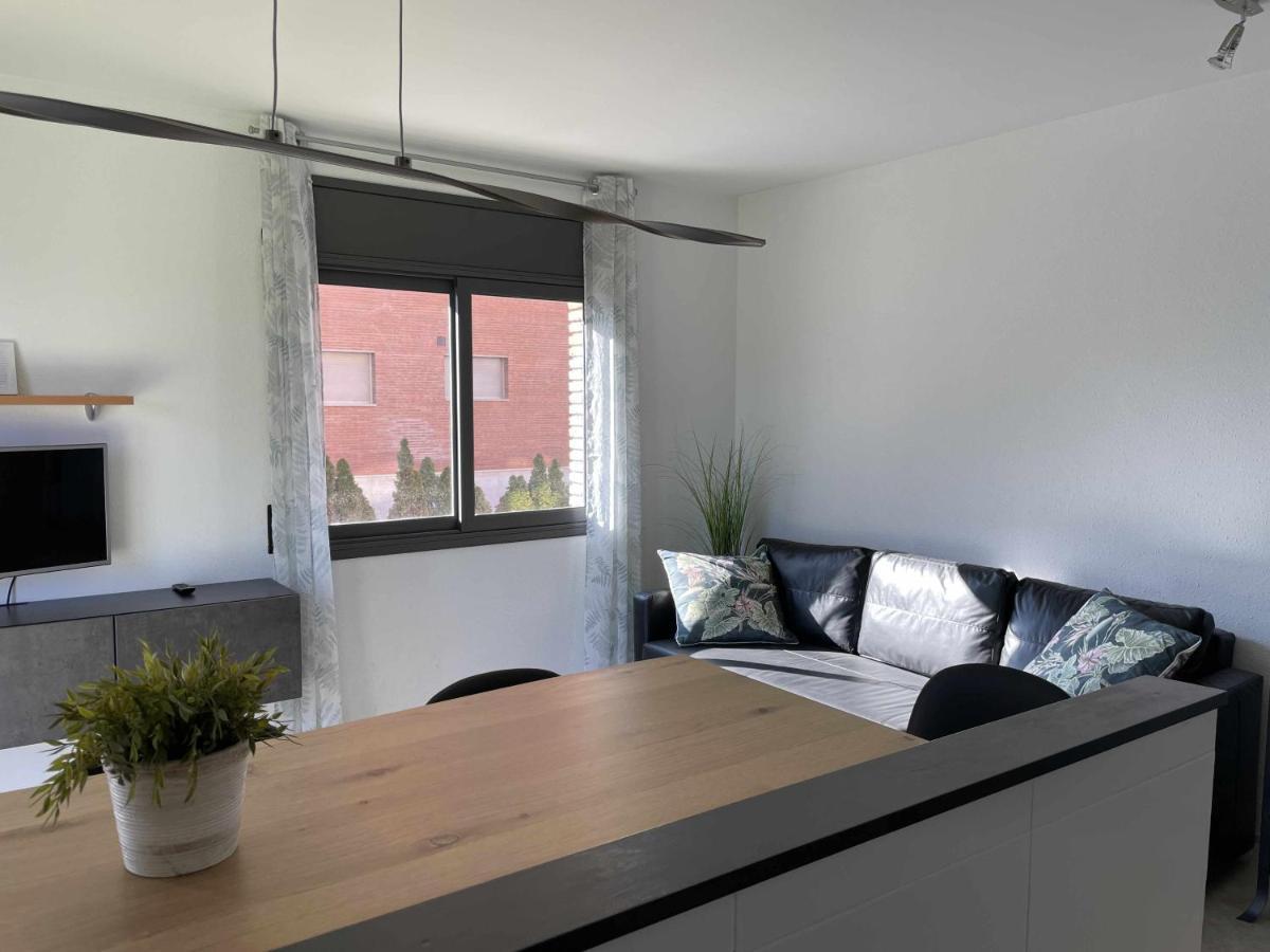 Solarium Con Terraza A 5 Minutos De La Playa Apartman Girona Kültér fotó